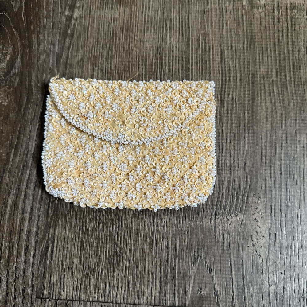Elegant Cream Beaded Clutch